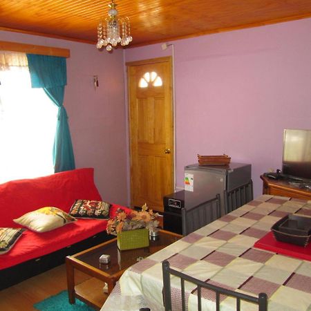Hospedaje Los Cipreses Coyhaique Buitenkant foto
