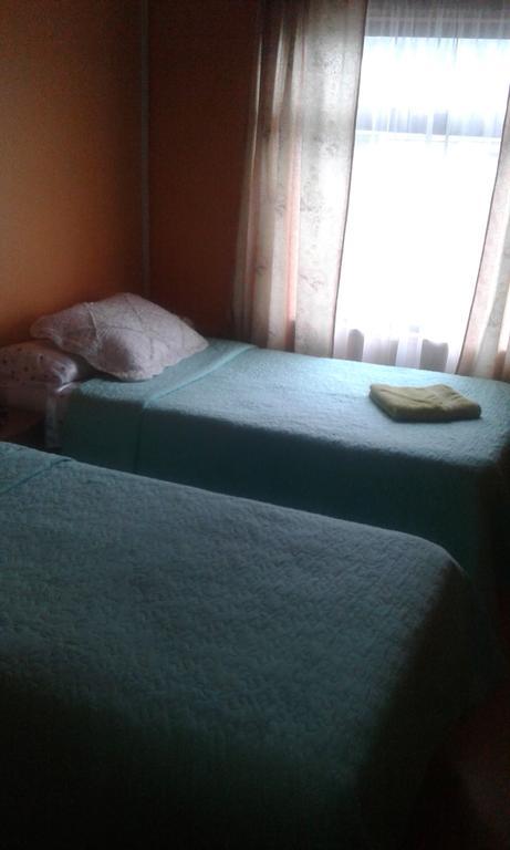 Hospedaje Los Cipreses Coyhaique Buitenkant foto
