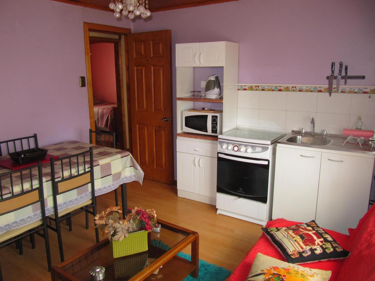 Hospedaje Los Cipreses Coyhaique Buitenkant foto